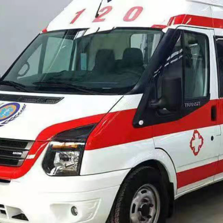 兴国非急救护送病人转院租赁救护车的优缺点对比